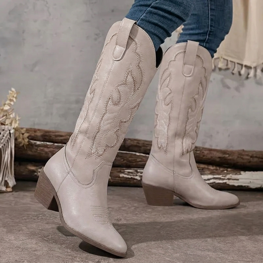 Cowboy boots for women with embroidery, pointed toe and block heel