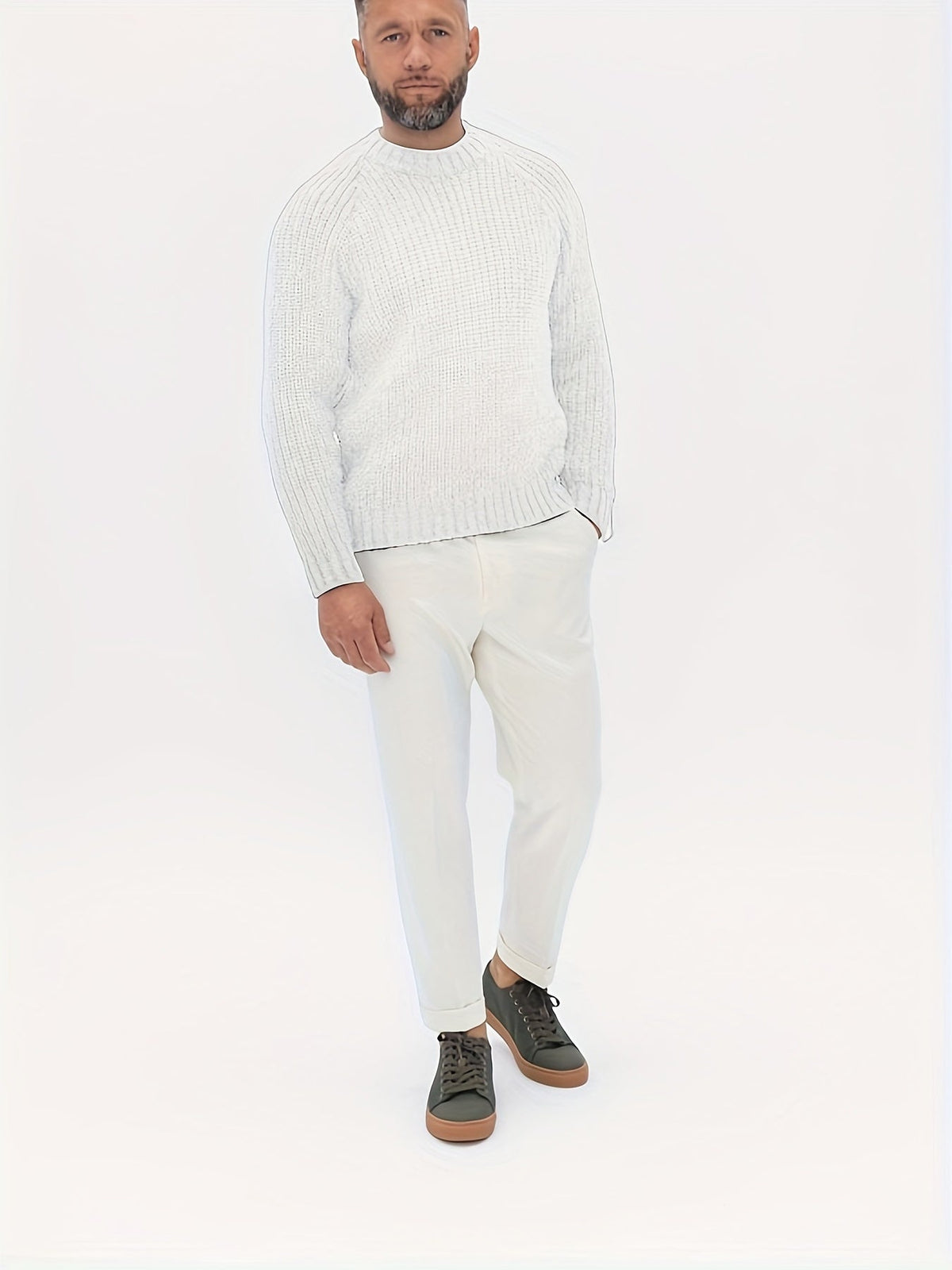 Crew neck sweater for men, ribbed knit pullover with raglan sleeves