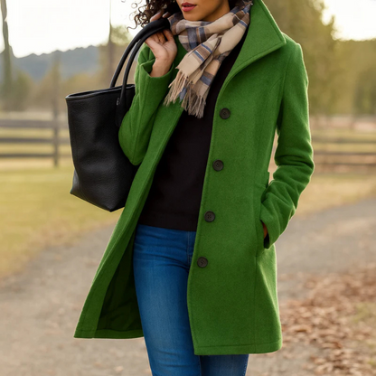 Single breasted coat for women with collar and button front