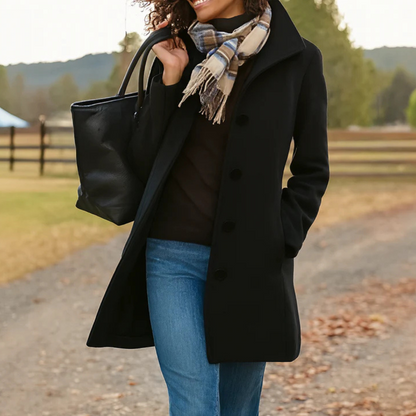 Single breasted coat for women with collar and button front
