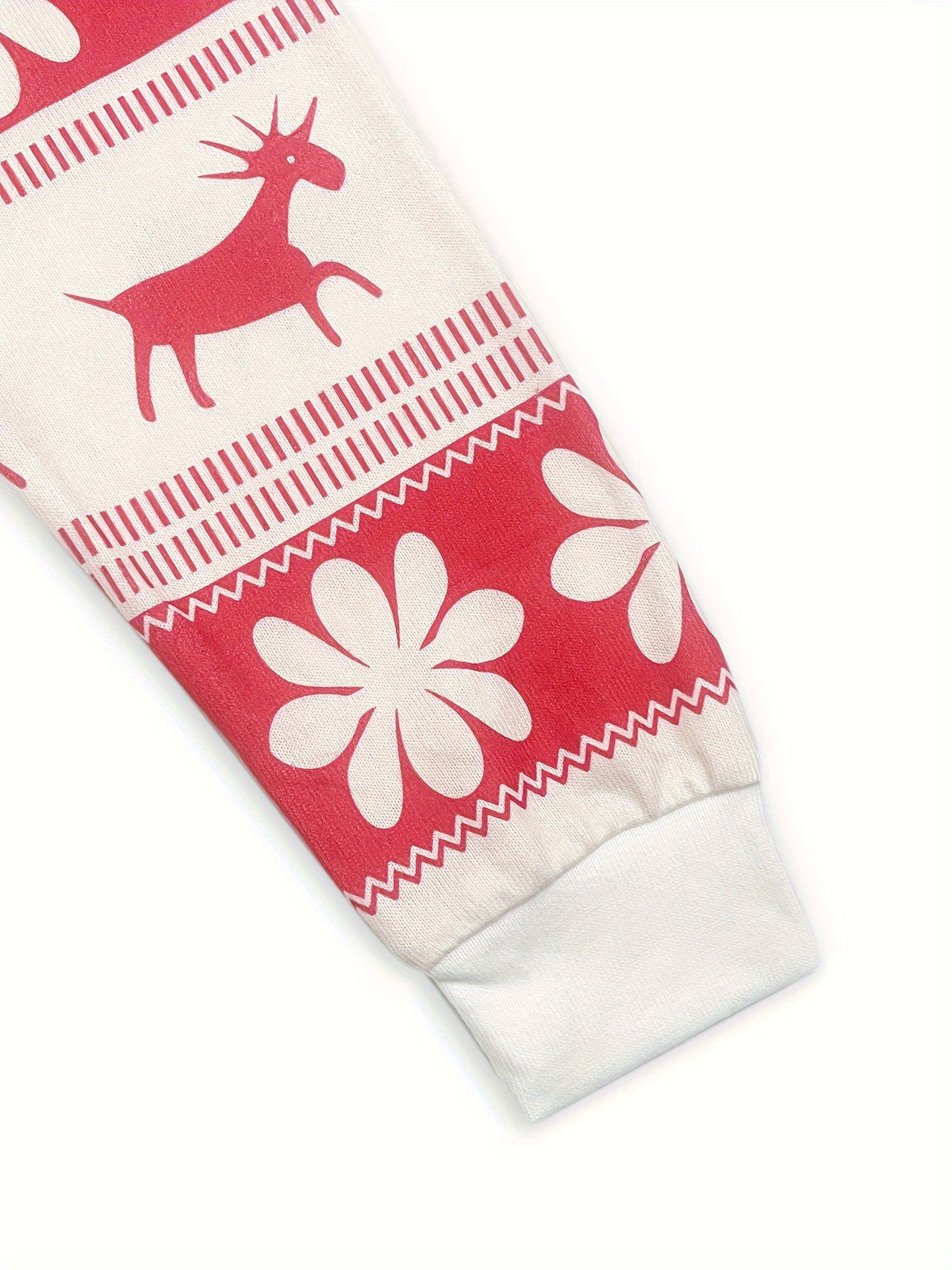Christmas pajamas for women, long sleeve reindeer print top and shorts set