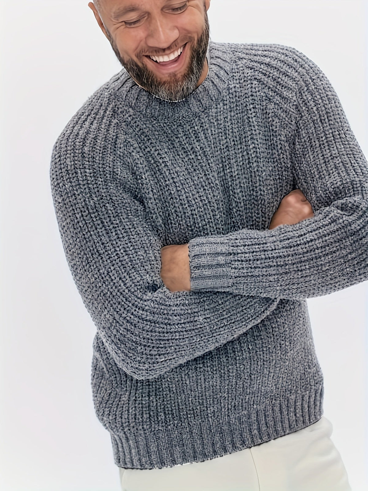 Crew neck sweater for men, ribbed knit pullover with raglan sleeves