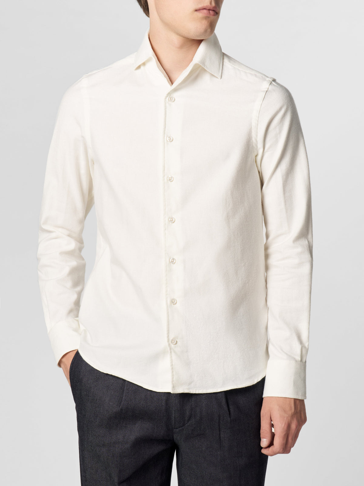 Flannel button up shirt for men with long sleeve and spread collar