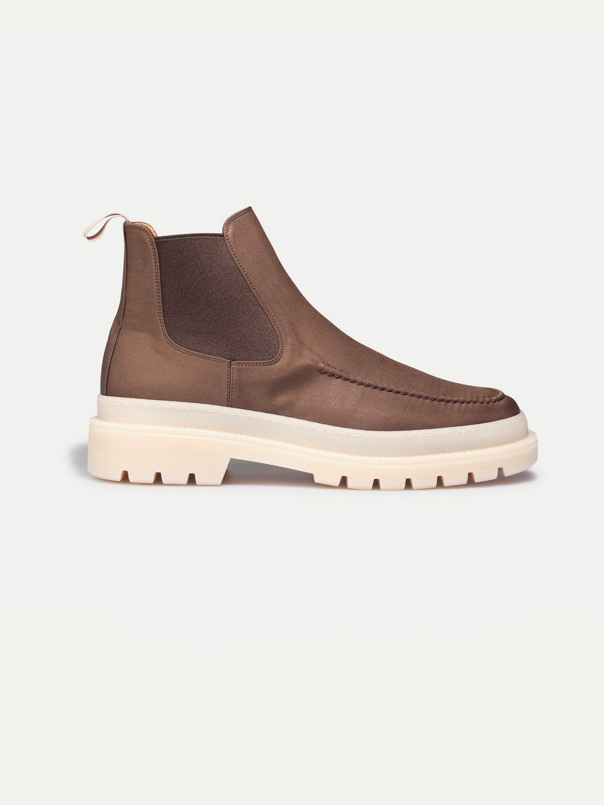 Chelsea boots for men with chunky sole and elastic side panels