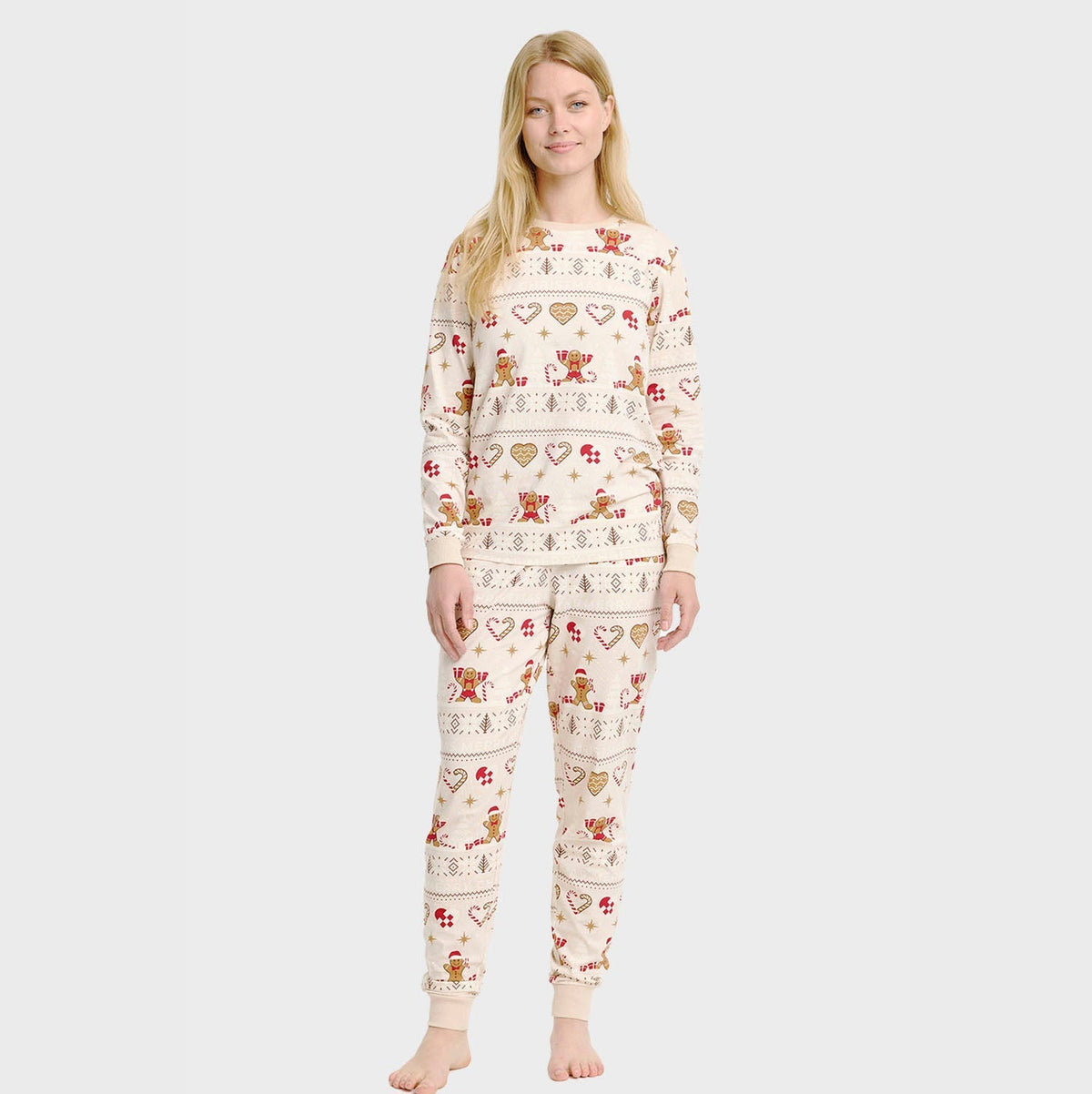 Christmas pajamas for women with gingerbread print, long sleeve set