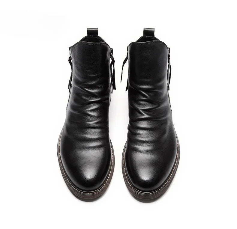 Men's boots with side zip, round toe and block heel