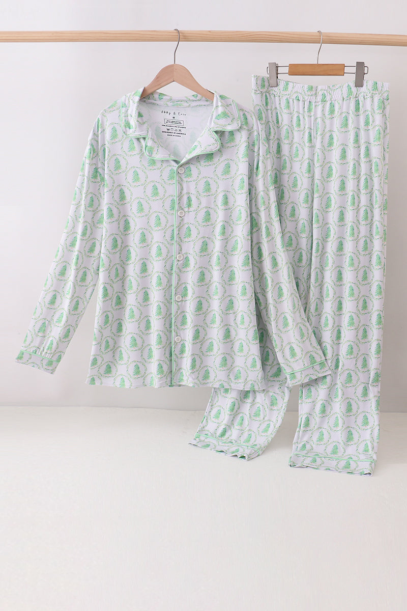 Christmas pajamas set for men with button down top and tree print