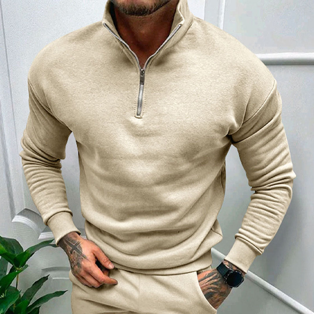 Quarter zip sweater for men with relaxed fit, drop shoulders and ribbed hem