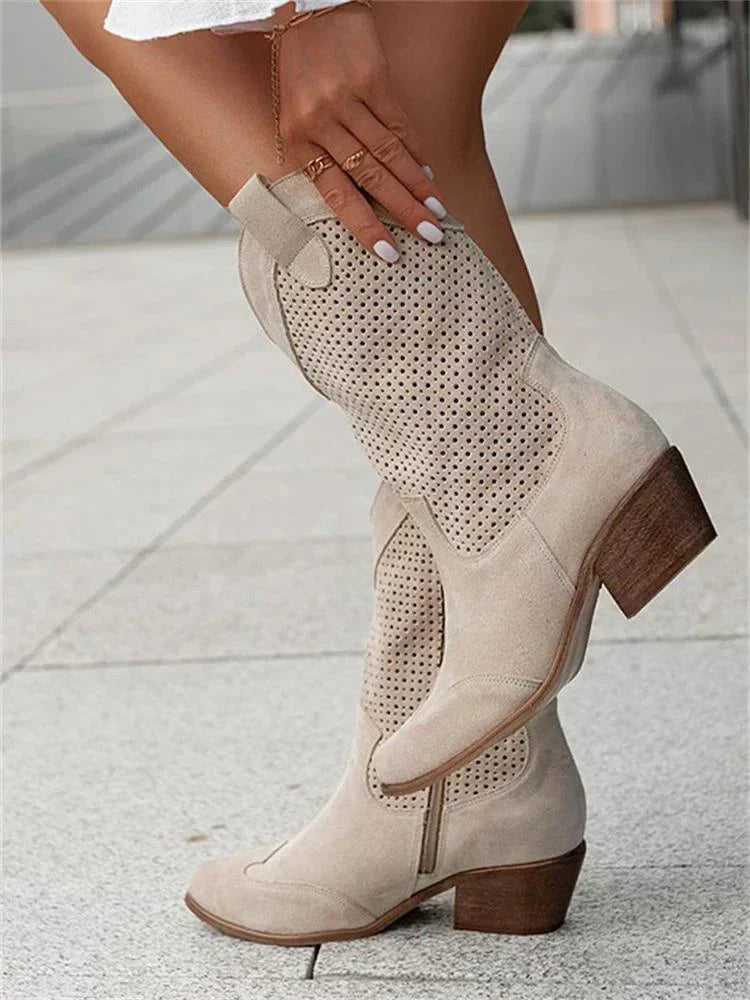 Cowboy boots for women with perforated detail and block heel