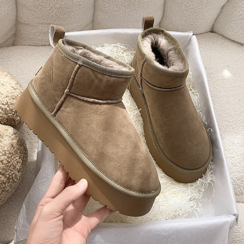 Snow boots for women, slip-on platform ankle boots with thick sole