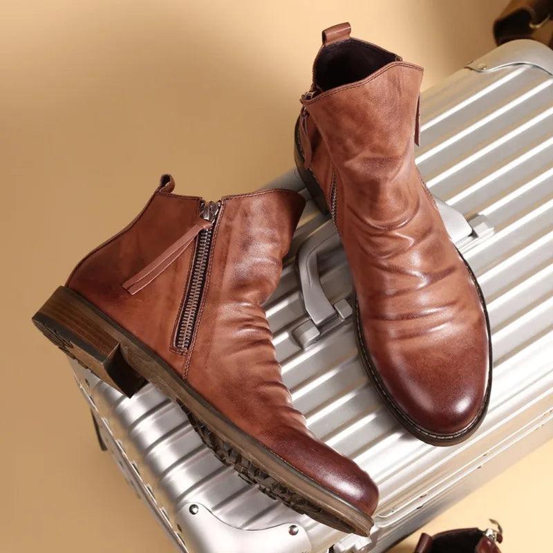 Men's boots with side zip, round toe and block heel