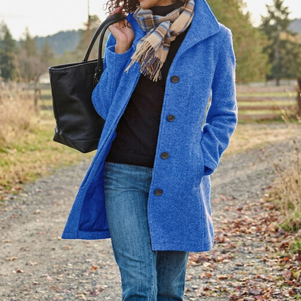 Single breasted coat for women with collar and button front