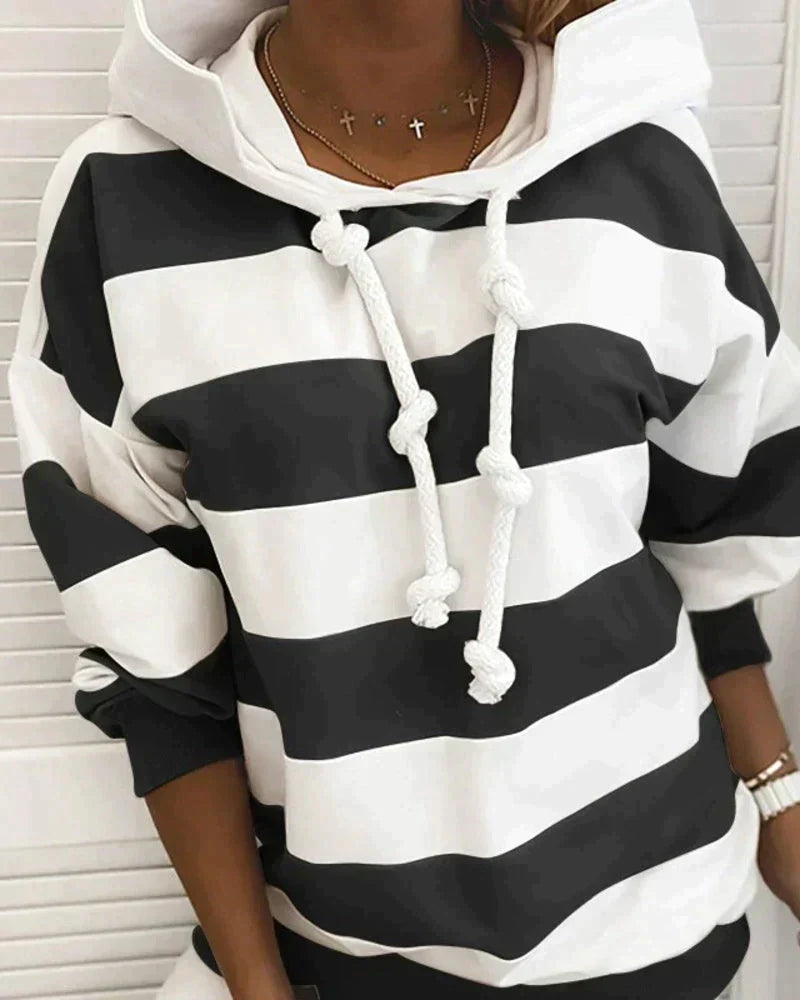 Striped hoodies for women with drawstring hood and long sleeves