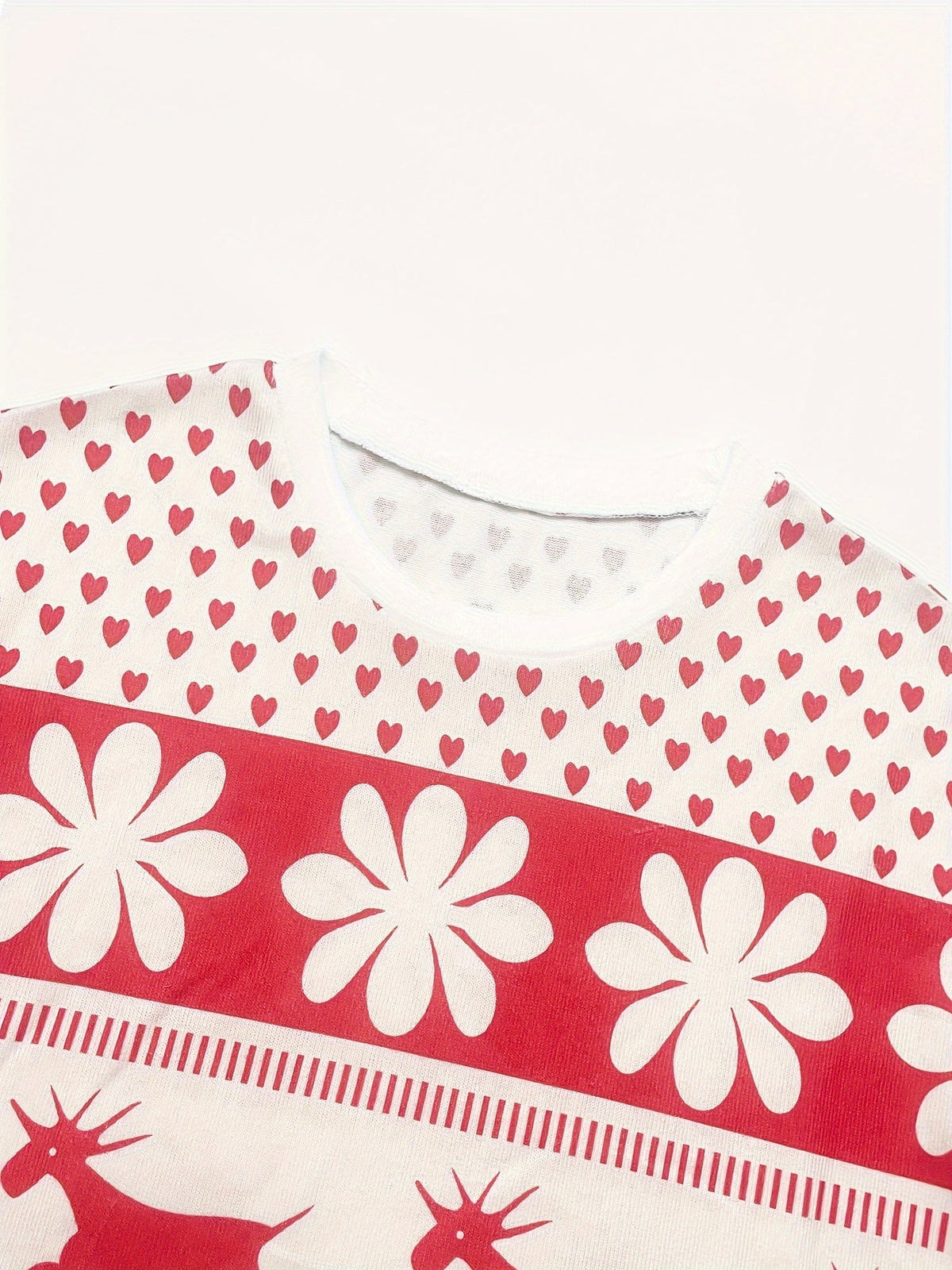 Christmas pajamas for women, long sleeve reindeer print top and shorts set