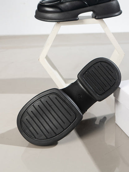 Platform ankle boots for women with lace up front and round toe