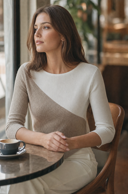 Women's sweaters with 3/4 sleeves, crew neck and asymmetric hem