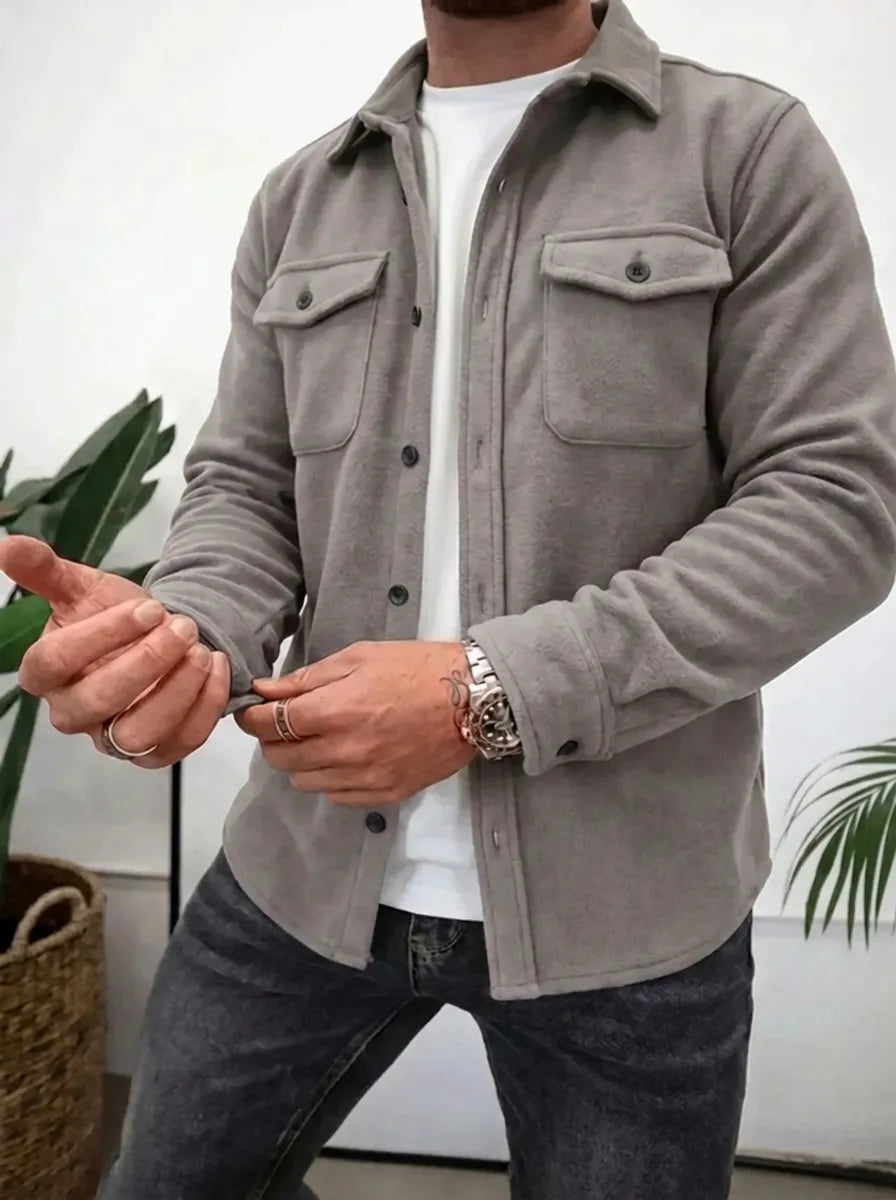 Long sleeve button up shirts for men with chest flap pockets