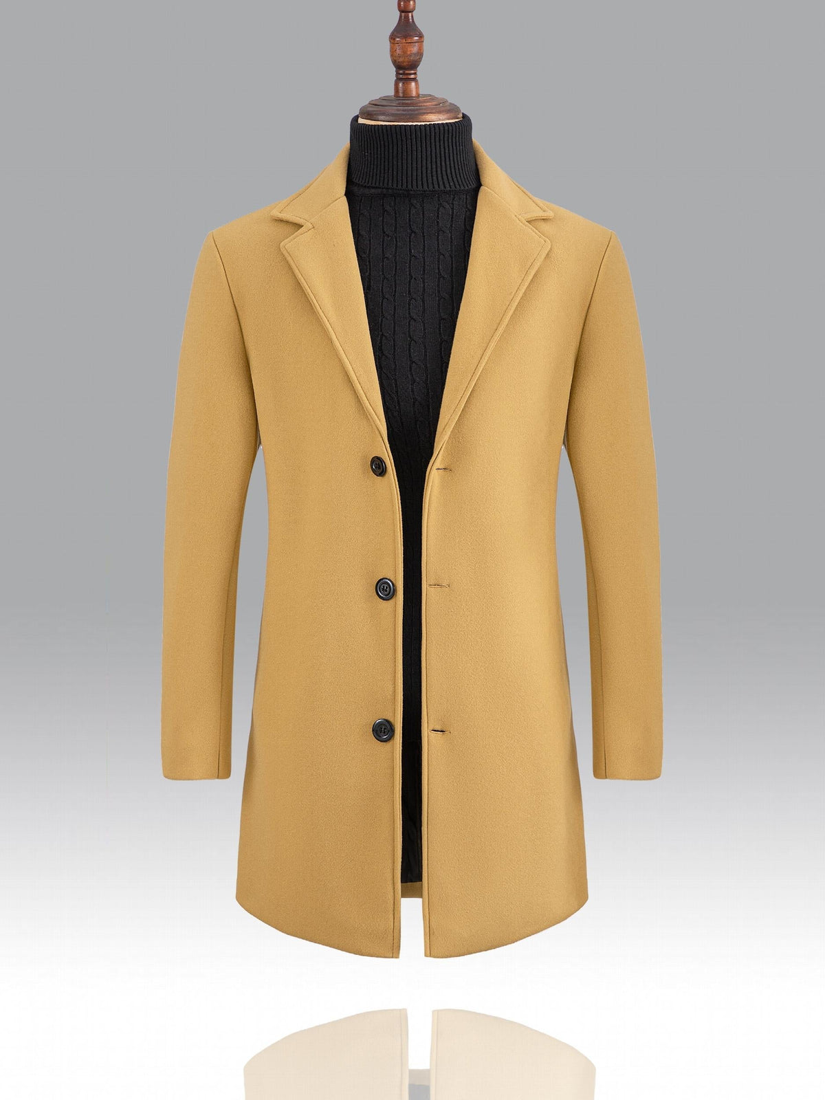 Single breasted coat for men with lapel collar and mid length fit