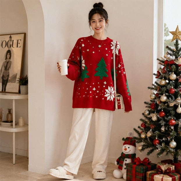 Womens christmas sweater with crew neck and snowflake pattern, oversized fit