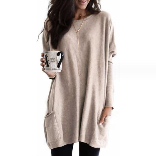 Sweater dress for women with front patch pockets, oversized fit and crew neck