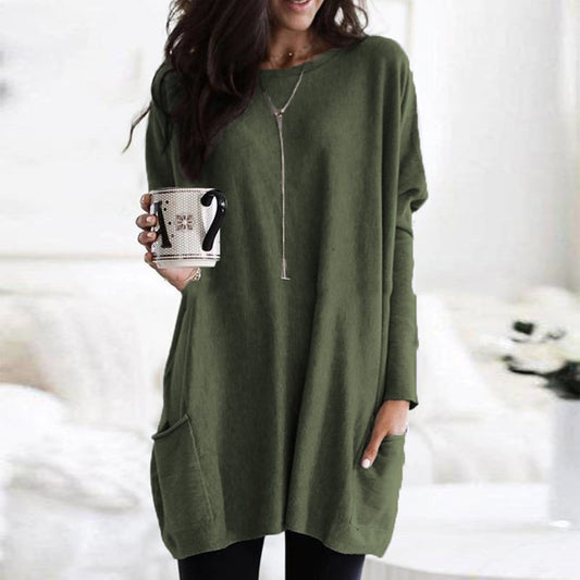 Sweater dress for women with front patch pockets, oversized fit and crew neck