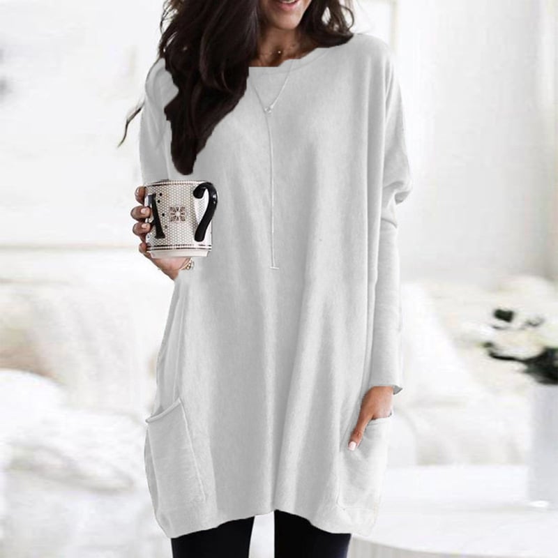 Sweater dress for women with front patch pockets, oversized fit and crew neck