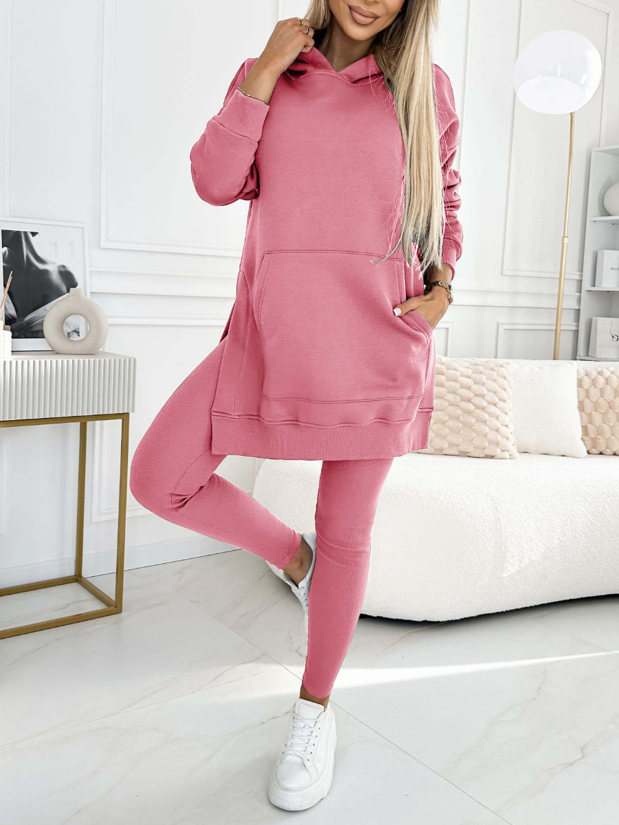 Hoodies and leggings set for women with kangaroo pocket and side slits