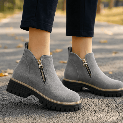 Chelsea boots for women with side zip, round toe and back pull tab