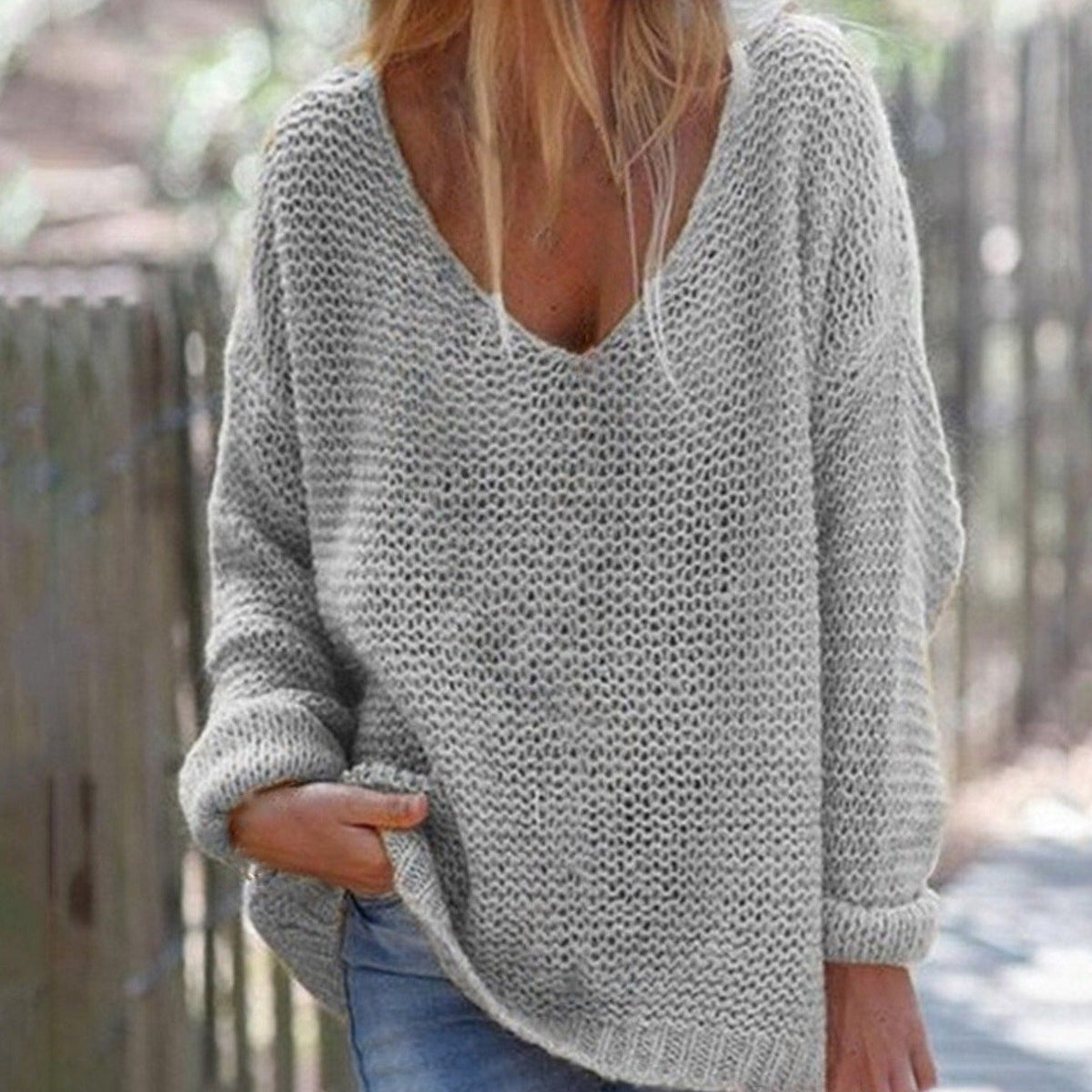 Women's sweaters, oversized V-neck pullover with long sleeves